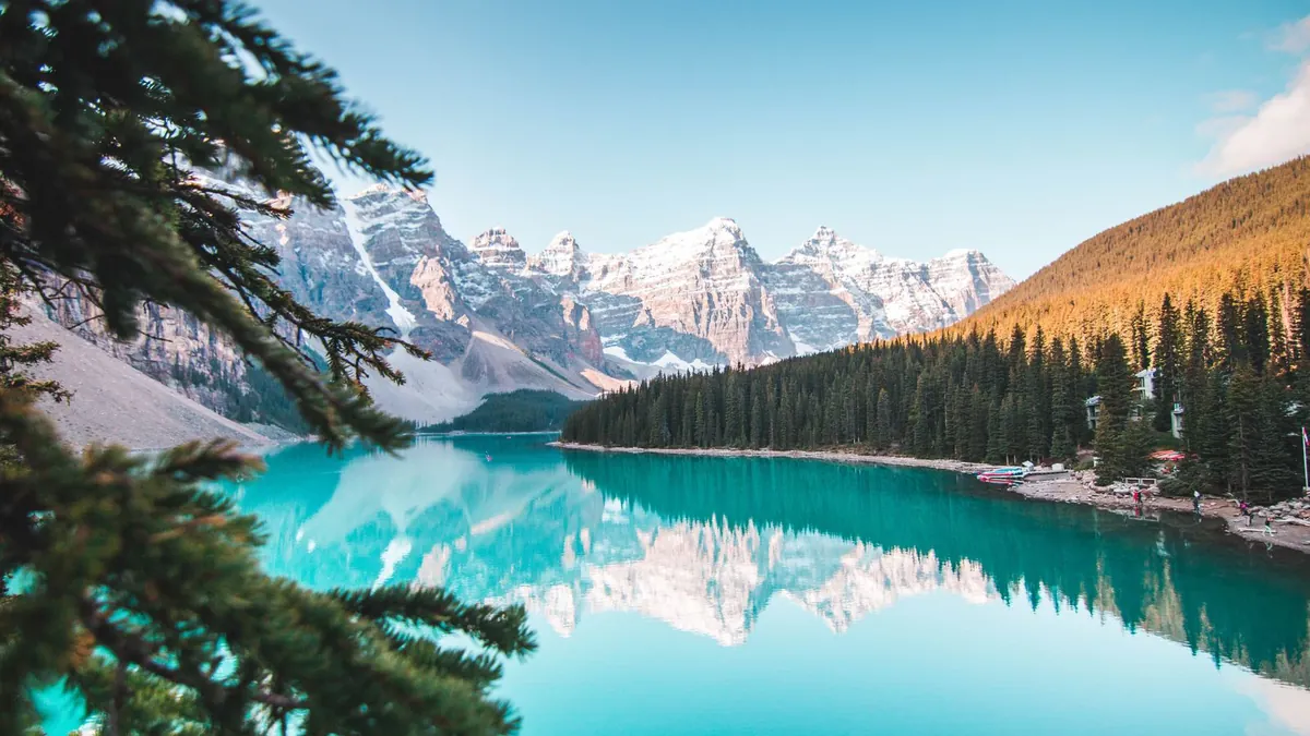Khalti Lake Visitor Guide: Day Trips from Gahkuch